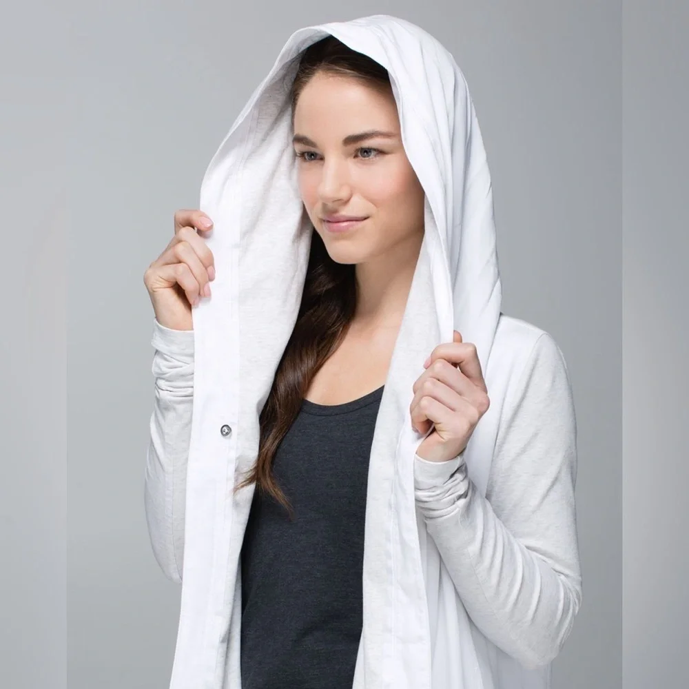 Lululemon Blissed Out Wrap in White / Heathered White • size 6 - Picture 6 of 14